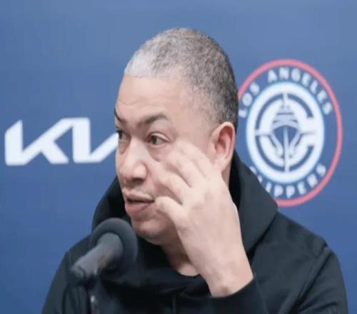 曼聯遭遇連,敗陷護級危,阿莫林談戰,爱游戏app,爱游戏官网,爱游戏体育官网,爱游戏体育app